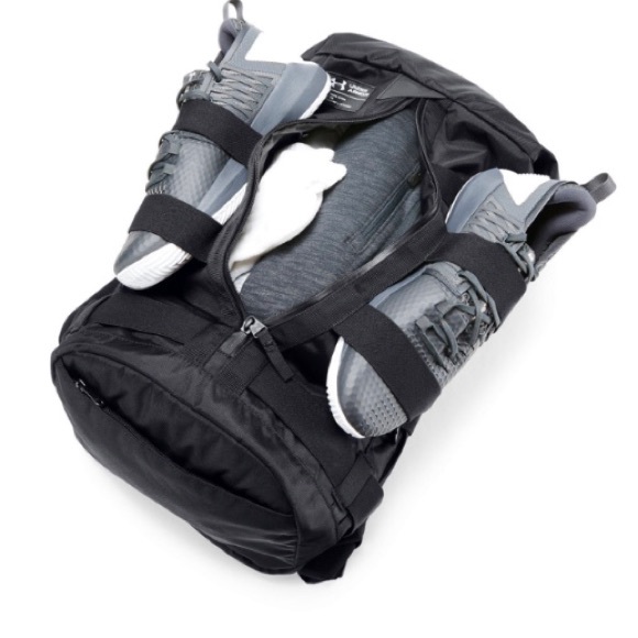 Under Armour UA Pursuit of Victory Gear Bag - Picture 4 of 7